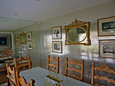 Vinyling dining room